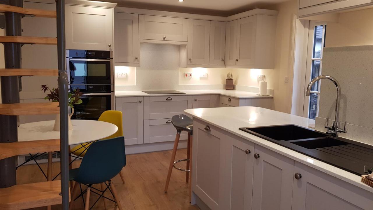 Riverside Lodge Pied A Terre Fordingbridge Exterior foto